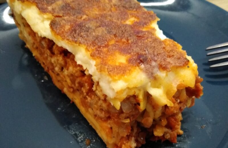 Cannelloni z mięsem mielonym i sosem pomidorowym