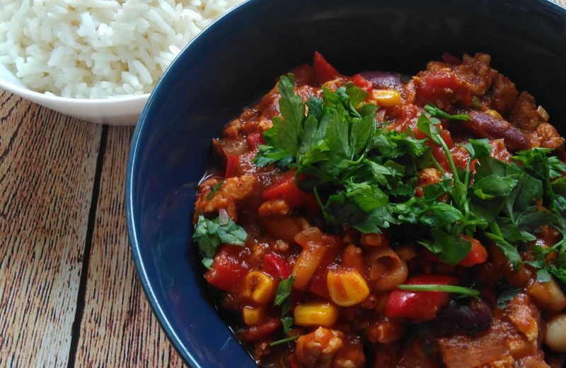 Chilli con carne z mięsem z indyka