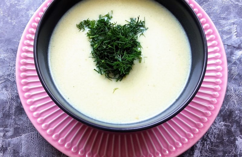 Krem z białych szparagów