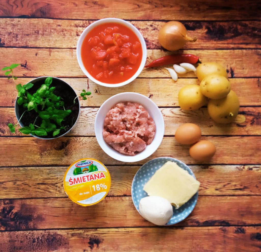 Zapiekanka z mięsem mielonym i ziemniakami - składniki