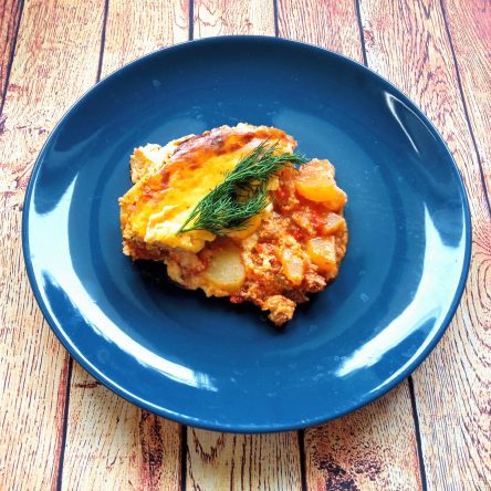 Zapiekanka z mięsem mielonym i ziemniakami