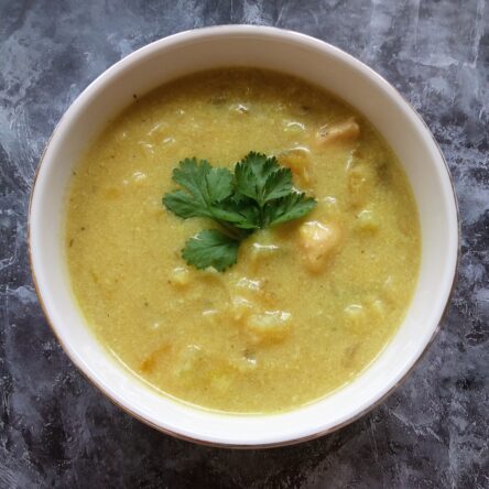 Zupa porowa z ziemniakami i kurczakiem