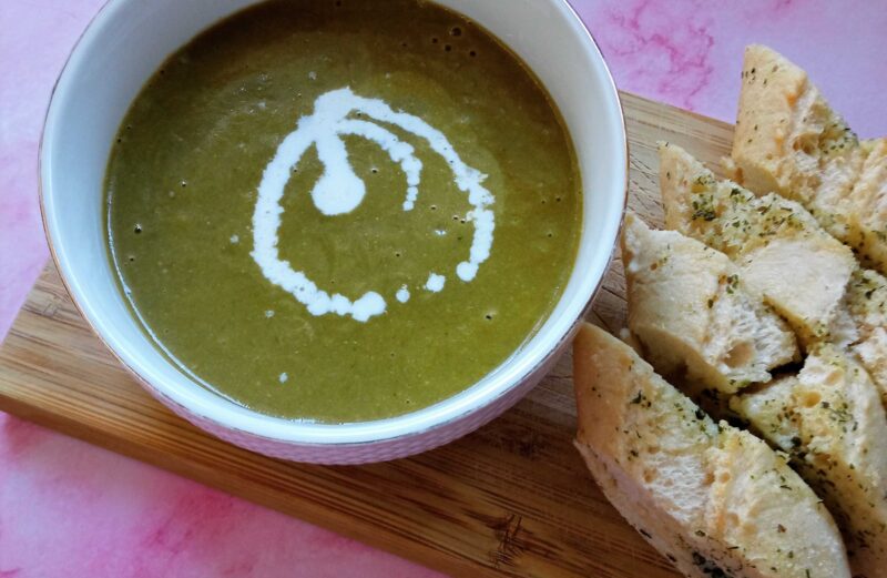 Kremowa zupa szpinakowa