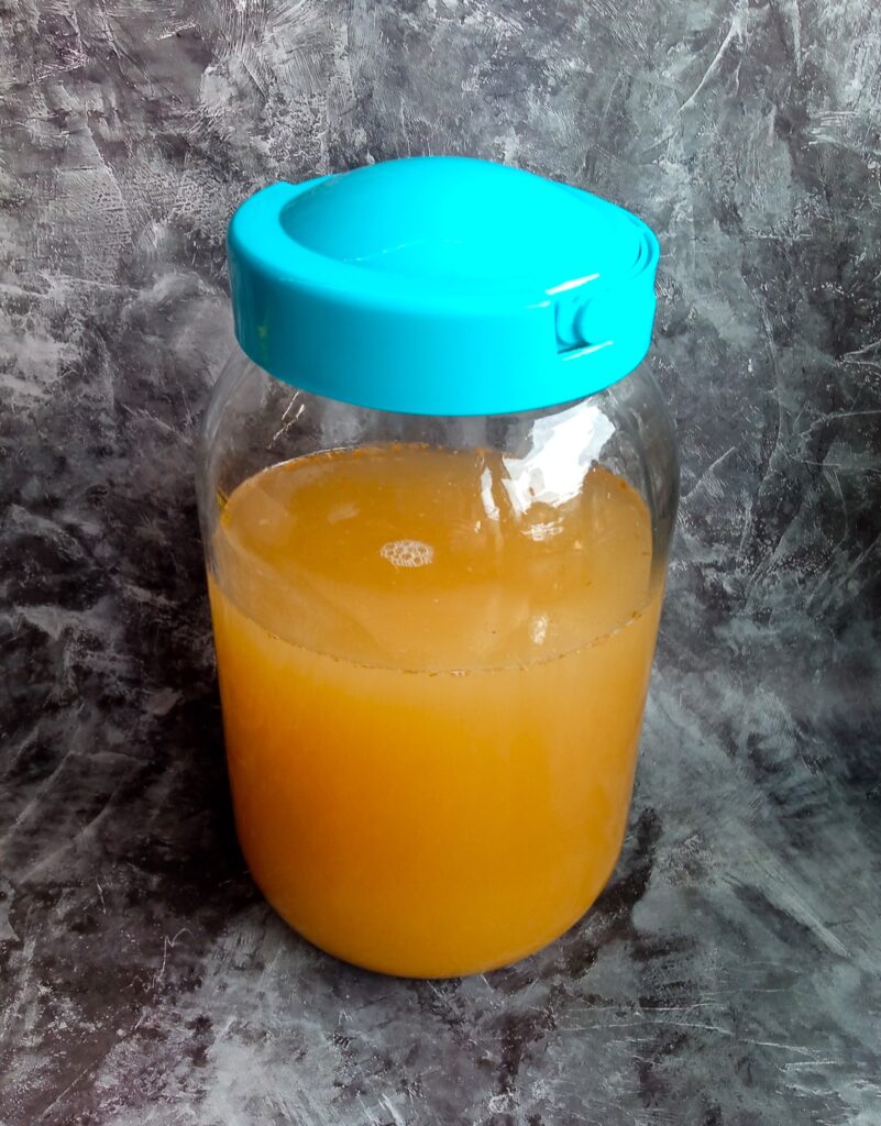 Syrop imbirowy z cytryną i miodem